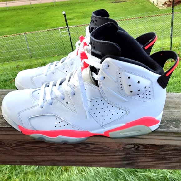 Men's Air Jordan 6 White/Infared 10.5 box included - Picture 2 of 8
